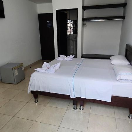 Hotel Torres Del Llano Yopal Zewnętrze zdjęcie